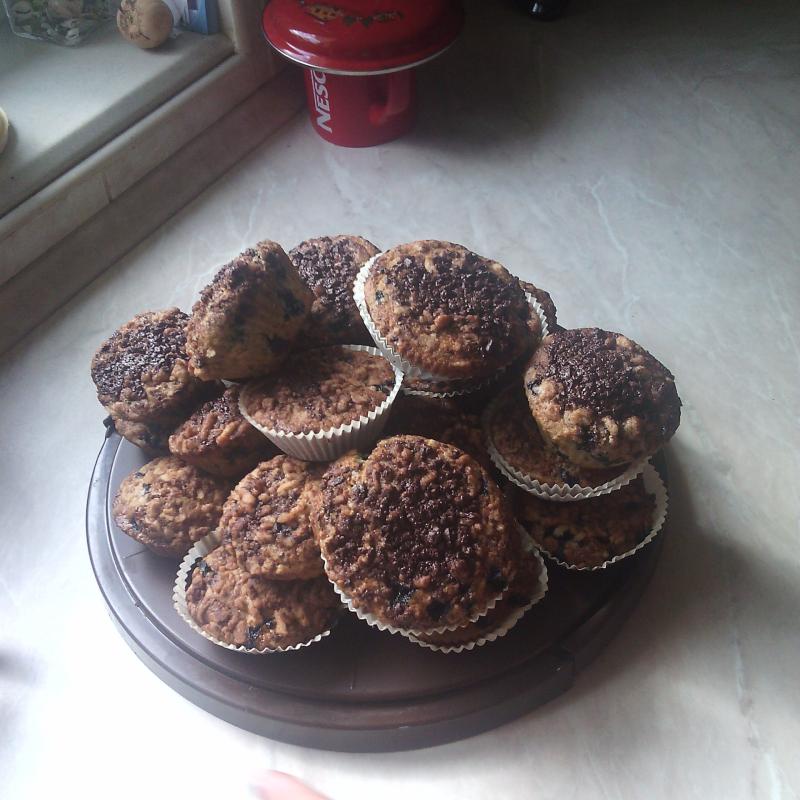 JAGODOWE MUFFINKI Z CZEKOLADĄ